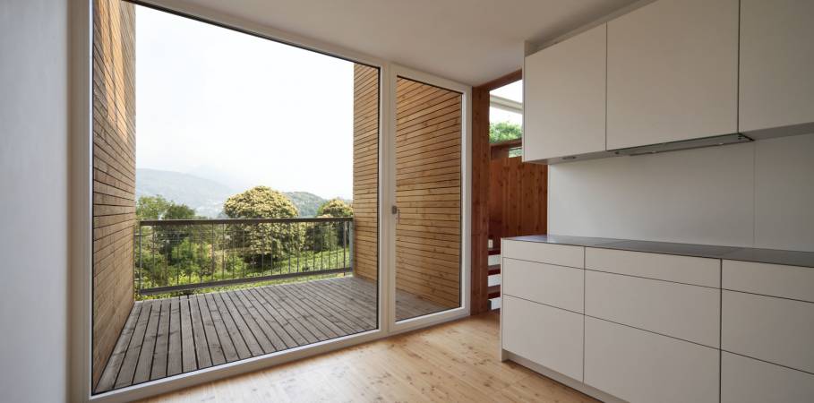 Realizzazione finestra legno alluminio Zeta Realizzazione finestra legno alluminio Zeta