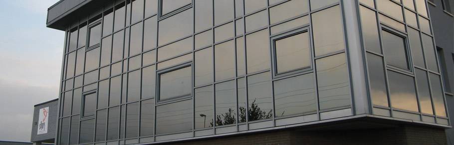 Azienda - Serramenti e infissi Azienda - Serramenti e infissi